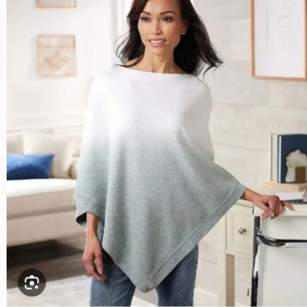 Barefoot Dreams CozyChic Ultra Lite OceanBreeze Comfy Poncho W-362
